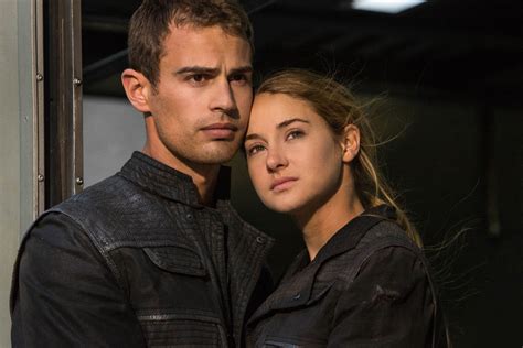 'Divergent' Movie Review