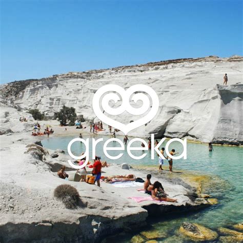 Discover Sarakiniko beach in Milos Greece: Description, photos and map ...