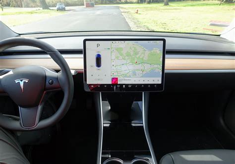 Tesla dashboard - dikiapparel