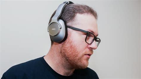 AKG N700NC review: Sony and Bose headphones get some serious ...