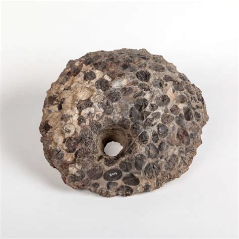 Quern stone - 100 Objects That Made Kent