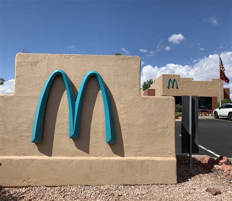 Did You Know? This Is The Only McDonalds In The World With A Blue Logo ...