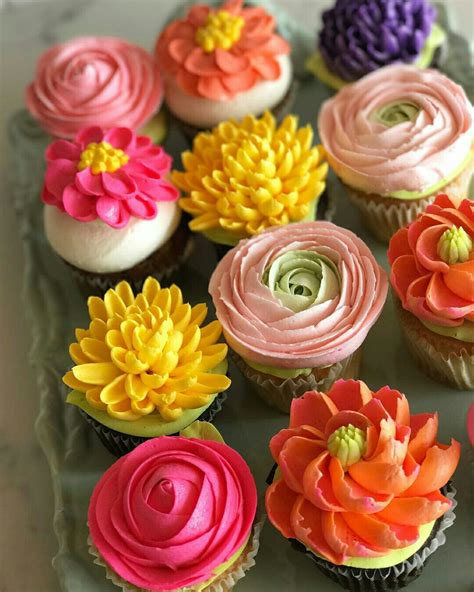 Pin by Rachel Robinson on Cuppy Cake~ | White flower cake shoppe ...