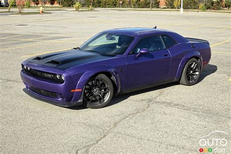 2019 Dodge Challenger SRT Hellcat RedEye review | Car Reviews | Auto123