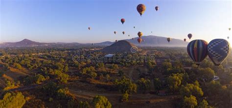 Sunrise on Hot Air Balloon Over the Teotihuacan Stock Image - Image of ...