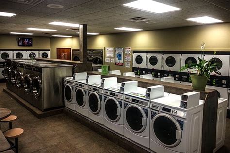 http://24laundromats.com/ | Laundromat, Laundromat near me, Home appliances