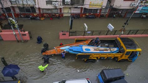 Cyclone Michaung Tamil Nadu Public holiday chennai four districts imd ...