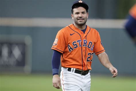 Watch: Jose Altuve hits three home runs as Astros clobber Rangers - UPI.com