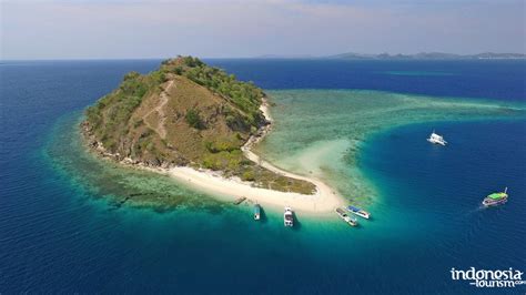 A Historical Kelor Island in West Manggarai Regency