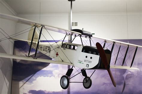 A model of the first plane - Extraordinary Places