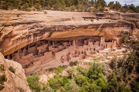 Pueblo Native Americans: Their History, Culture, and Traditions