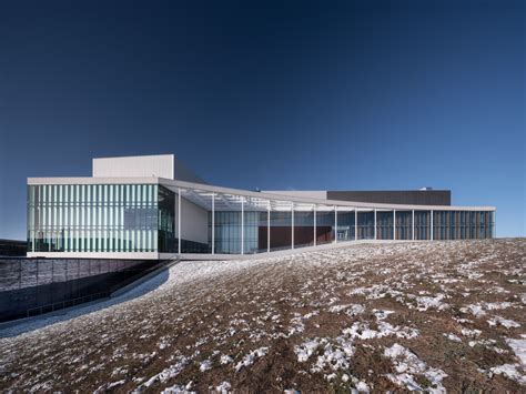 莱斯布里奇大学科学公共大楼 / KPMB Architects + Stantec Architecture | ArchDaily