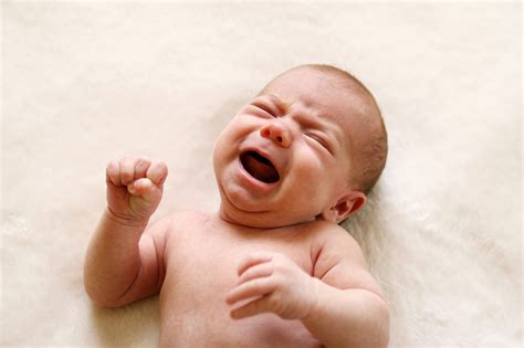 8 common reasons why your baby is crying