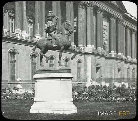 Statue de Charles Martel (Paris) - Pierre MOUGIN - 1910 - Fiche ...