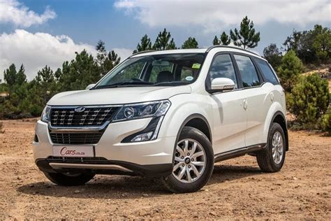 Mahindra XUV500 2.2CRDe W10 Auto (2019) Review