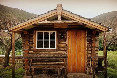 18 Small Cabins You Can DIY or Buy for $300 and Up