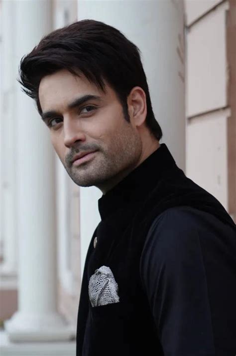 Vivian Dsena In Golden Petal Awards 2022