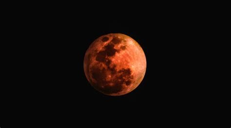 Red Moon Meaning - Health - Wealth - Lifestyle