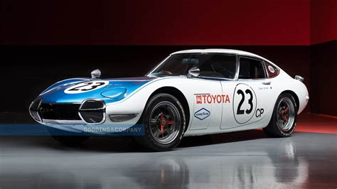 Se pone en venta un particular Toyota Shelby 2000GT