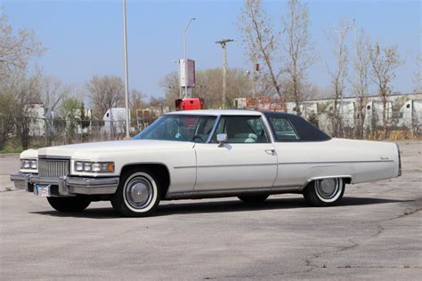 1975 Cadillac Coupe DeVille | Midwest Car Exchange