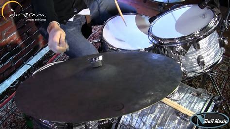 Dream Cymbals Dark Matter 22" Moon Ride - DMMRI22 - YouTube