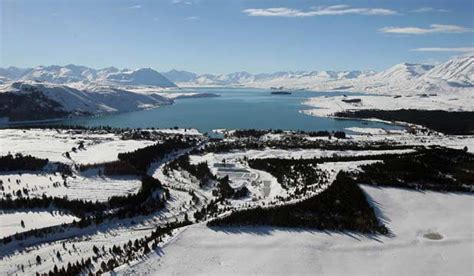 Lake Tekapo's winter snow show | Stuff.co.nz