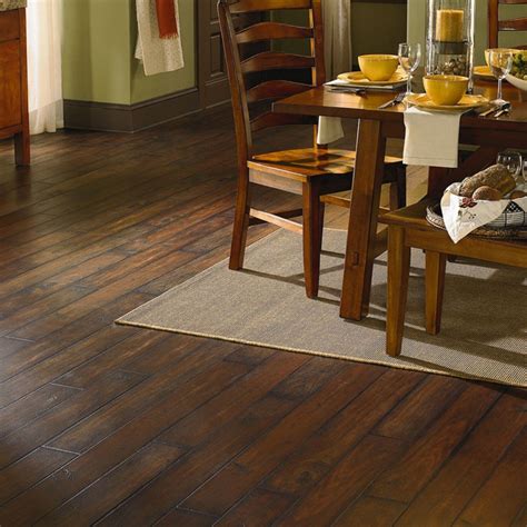 How Luxury Wood Look Vinyl Tile is One-Upping Real Hardwood Floors