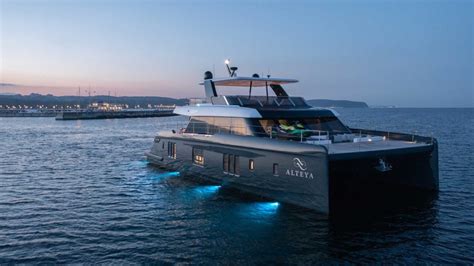 The Best Luxury Power Catamarans Manufacturers - WILuxury