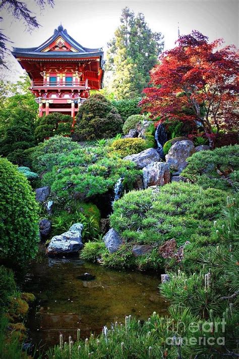 Japanese Garden Pagoda | Gartendesign ideen, Schöne gärten, Steingarten ...