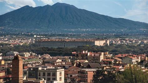 Caserta, Italy, Has The World's Best Pizza And An Amazing Palace