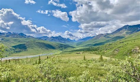 How to Road Trip the Yukon on a Budget (Updated 2024)