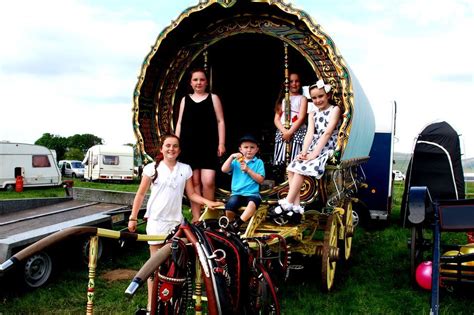 How Gypsies have moved from fortune-telling to fervent Christianity ...