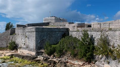 Bermuda Forts - YouTube