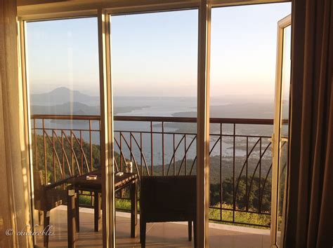 Taal Vista Hotel, Tagaytay - Travel with Chichi