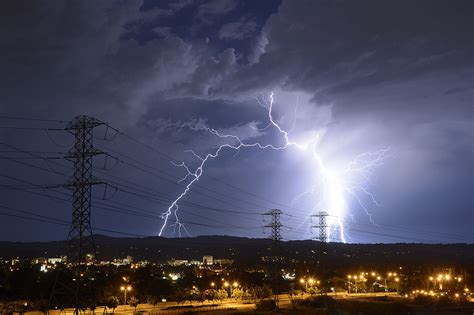 Lightning crackles across Bay Area skies – SFBay