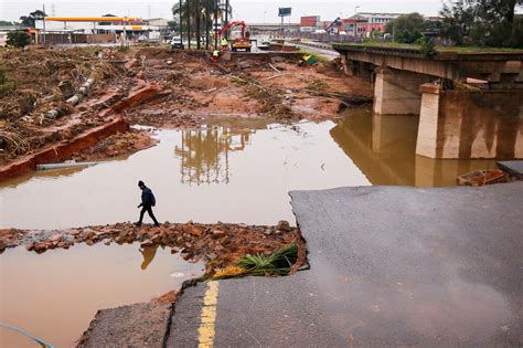 Climate change made extreme rains in 2022 South Africa floods ‘twice as ...