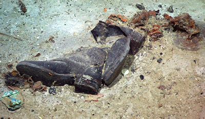 TITANIC : AN UNDEFINED MYSTERIOUS TRAGEDY: The Artifacts were found in ...