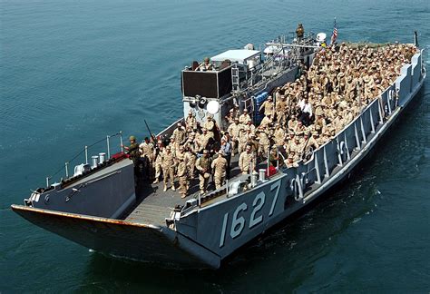 Landing Craft, Mechanized and Utility - LCM/LCU > United States Navy ...