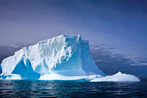 Iceberg | Definition, Structure, Types, Melt, Examples, & Facts ...