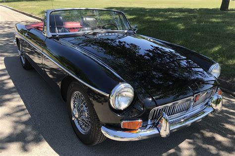 1965 MG MGB Roadster for sale on BaT Auctions - sold for $13,510 on ...