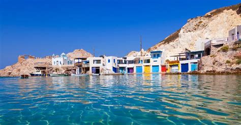 milos-greece-where-to-stay-best-beach-hotels - Greek Herald