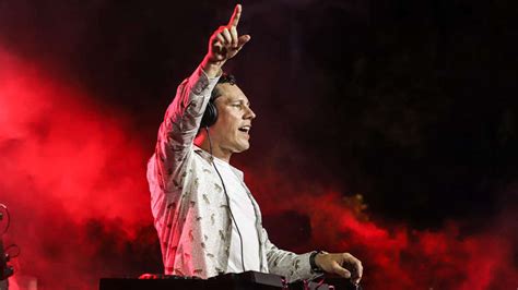 Tiesto announces Irish gig for 2023 - U105