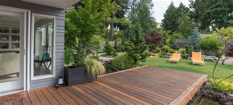 3 Things To Consider When Installing a Ground-Level Deck