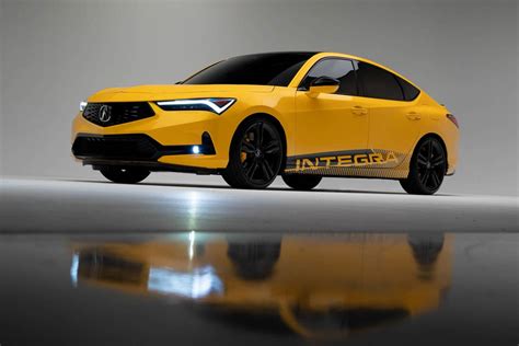 Up Close With the 2023 Acura Integra Prototype: Still Sport-Compact ...