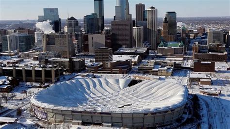 Metrodome down: Remembering Minnesota's epic 2010 snow storm | MPR News