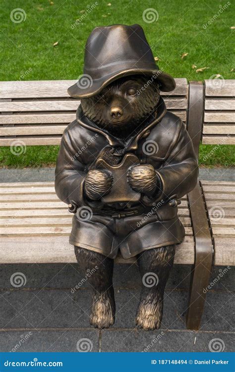 Paddington Bear Statue, London Editorial Image | CartoonDealer.com ...