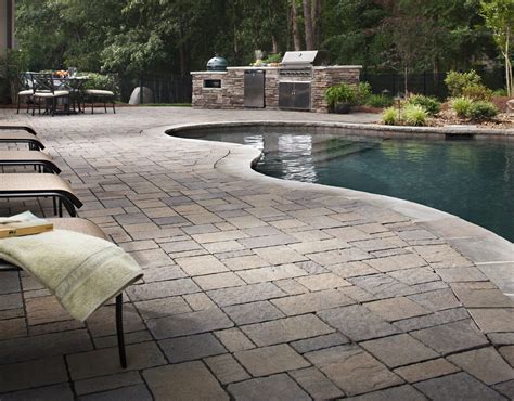 Poolside Pavers Guide (How to Choose the Best Pool Deck Material ...