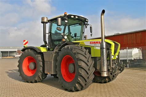 Claas Xerion 3300 TRAC VC am 15.10.2008 in Münster - Fahrzeugbilder.de