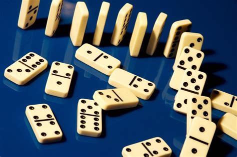 Different Types of Dominoes Card Game - Lodys