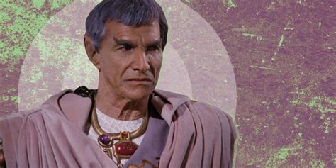 Star Trek: How Are Vulcans Different From Humans?